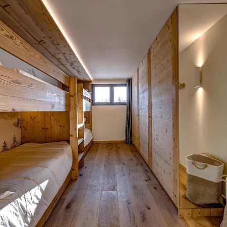 Josephine, Les Bois Alpesi faház *