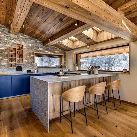 Josephine, Les Bois *