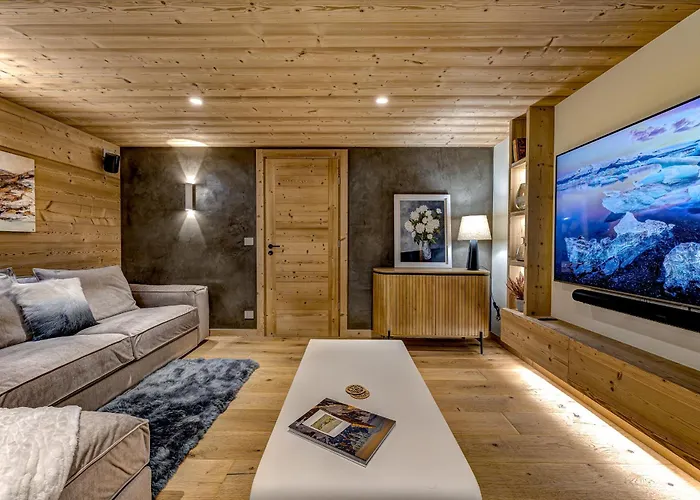 Josephine, Les Bois Chalet *